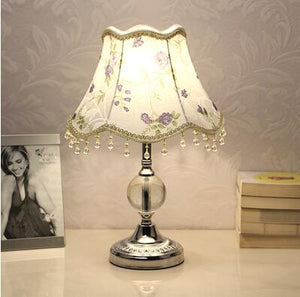 European dimmable table lamp